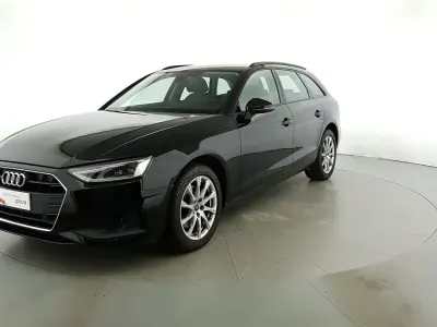 Usata Audi A4 Business 136 CV (100 kW) 2023 Nero brillante Station wagon