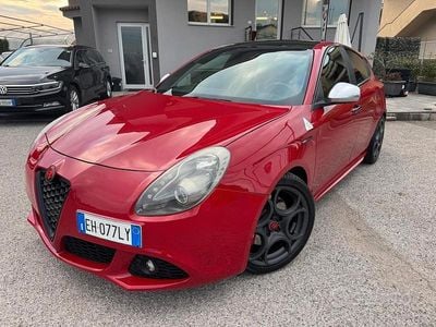 Usata Alfa Romeo Giulietta Quadrifoglio Verde 235 CV (172 kW) 2011 Rosso Utilitaria