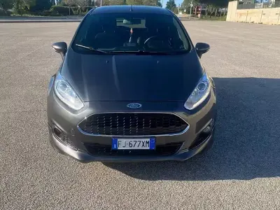 Usado Ford Fiesta ST-Line 75 HP (55 kW) 2017 Citadino