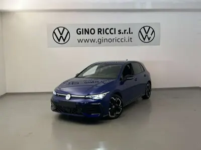 Nuova VW Golf VIII R-line Plus 150 CV (110 kW) 2026 Blu/azzurro Berlina