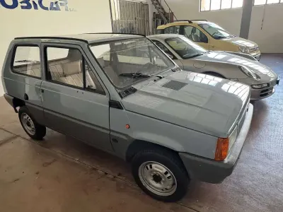 Usata Fiat Panda 30 CV (22 kW) 1983 Blu/azzurro Utilitaria