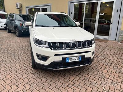 Używany Jeep Compass Limited 140 KM (102 kW) 2018 Biały SUV