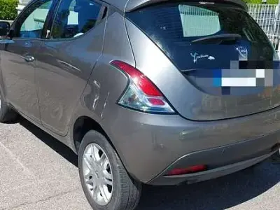 Usata Lancia Ypsilon 80 CV (58 kW) 2014 Utilitaria