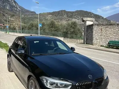Usata BMW 118 Sport Line 150 CV (110 kW) 2018 Utilitaria