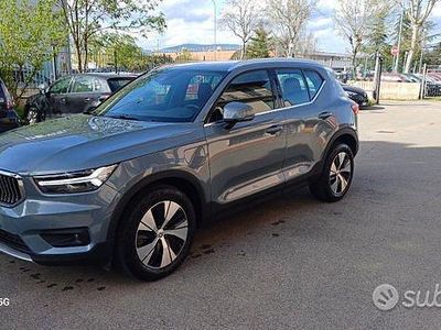 Usata Volvo XC40 190 CV (139 kW) 2021 Grigio SUV
