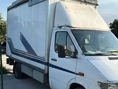 Usata Mercedes Sprinter 105 CV (77 kW) 2000