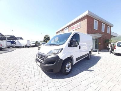 Usado Fiat Ducato 120 CV (88 kW) 2022 Blanco Van