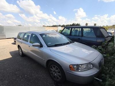 Usata Volvo V70 131 CV (96 kW) 2005 Grigio Station wagon