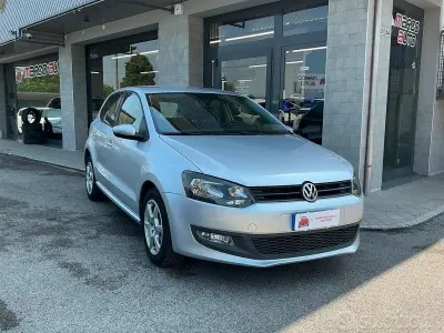 Usata VW Polo 69 CV (50 kW) 2012 Grigio Utilitaria
