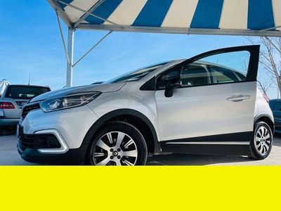 Usata Renault Captur 90 CV (66 kW) 2019 Argento SUV