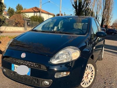 Blu Usata 2014 Fiat Punto Utilitaria | 5700 € (Ottimo prezzo)