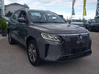 Nuova EMC SETTE 174 CV (127 kW) 2026 Grigio SUV