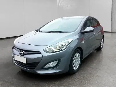 Gebraucht Hyundai i30 Comfort 110 PS (80 kW) 2015 Grau Limousine