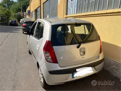 Usata Hyundai i10 66 CV (48 kW) 2009 Grigio Utilitaria