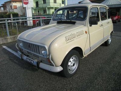 Usata Renault R4 33 CV (24 kW) 1984 Beige Berlina