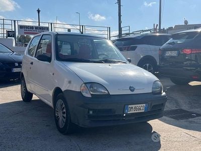 Usata Fiat 600 Active 54 CV (39 kW) 2008 Bianco Utilitaria