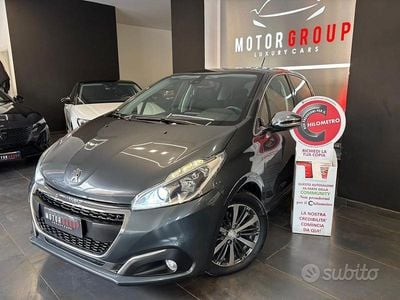 Usata Peugeot 208 Allure 75 CV (55 kW) 2016 Grigio Utilitaria