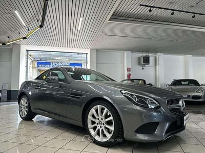 Usata Mercedes SLC200 184 CV (135 kW) 2020 Grigio Cabrio