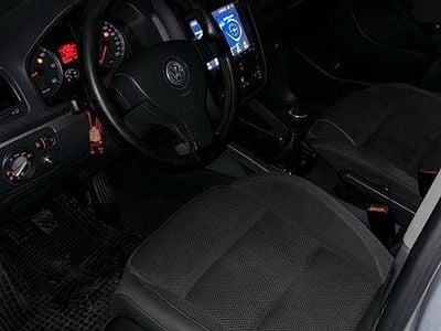 Usata VW Golf V 2004 Utilitaria