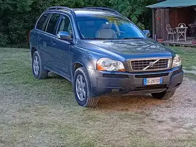 Usata Volvo XC90 185 CV (136 kW) 2007 Grigio SUV