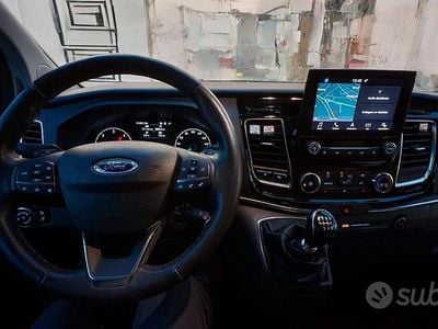 Usata Ford Tourneo Custom Titanium 170 CV (125 kW) 2018 Nero Furgone