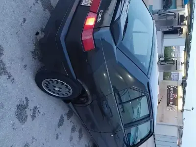 Usata Alfa Romeo 33 88 CV (64 kW) 1993 Nero Berlina