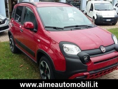 Usata Fiat Panda Cross Cross 69 CV (50 kW) 2023 Rosso Utilitaria