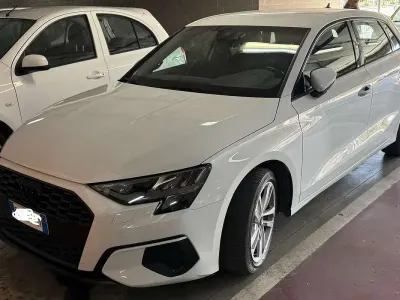 Usata Audi A3 Ambiente 150 CV (110 kW) 2021 Bianco Berlina