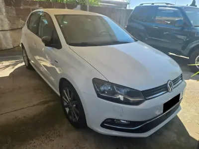 Usata VW Polo 90 CV (66 kW) 2015 Altro Berlina