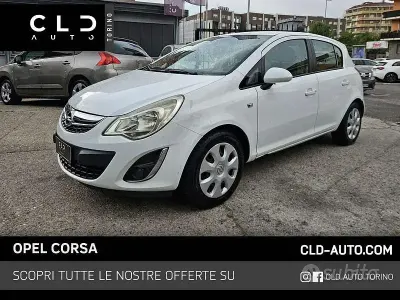 Begagnad Opel Corsa 86 HK (63 kW) 2012 Vit Halvkombi
