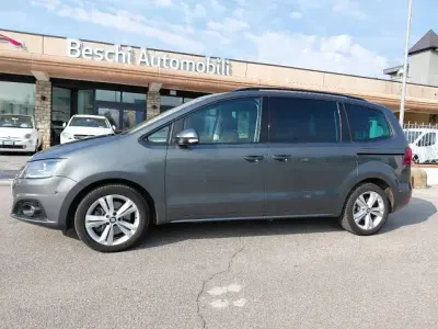 Begagnad Seat Alhambra 150 HK (110 kW) 2017 Grå Minibuss