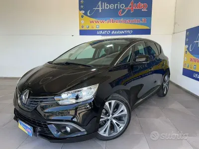 Usata Renault Scénic III Intens 110 CV (80 kW) 2017 Nero Monovolume