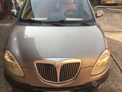 Usata Lancia Ypsilon