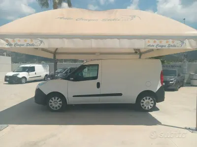 Usata Fiat Doblò 120 CV (88 kW) 2019 Bianco Monovolume