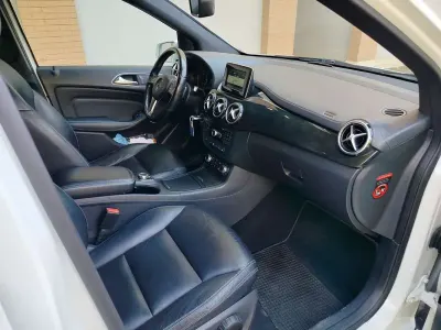 Usata Mercedes B180 Executive 109 CV (80 kW) 2012 Utilitaria