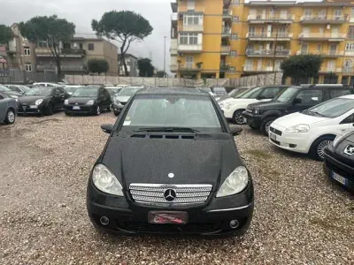Usata Mercedes A180 Avantgarde 108 CV (79 kW) 2007 Nero Berlina