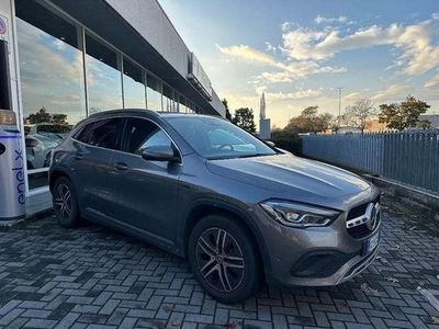 Mercedes GLA250