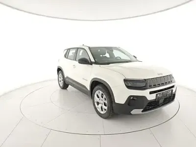 Usata Jeep Avenger Altitude 101 CV (74 kW) 2025 Bianco SUV