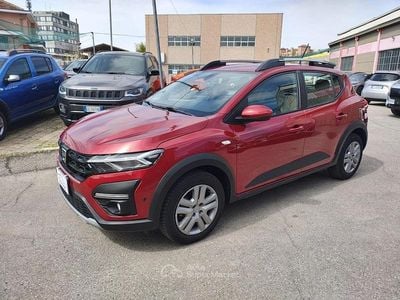 Usata Dacia Sandero Comfort 101 CV (74 kW) 2022 Bordeaux Berlina