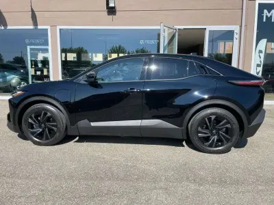 Nuova Toyota C-HR+ 61 kW (84 CV) 2026 Cemental grey SUV
