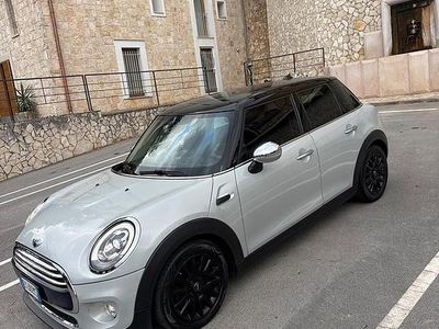 Begagnad Mini Cooper D 116 HK (85 kW) 2015 Halvkombi