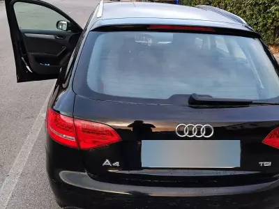 Usata Audi A4 Advanced 143 CV (105 kW) 2011 Nero Station wagon