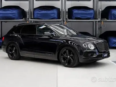 Usata Bentley Bentayga 608 CV (447 kW) 2016 Nero SUV
