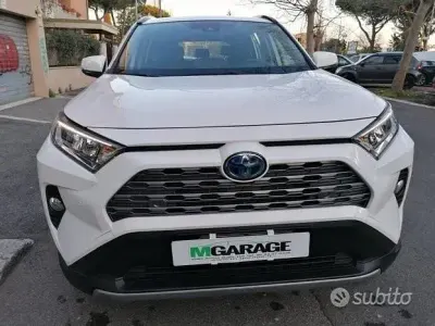 Usata Toyota RAV4 Hybrid Business Edition 178 CV (130 kW) 2021 Bianco SUV