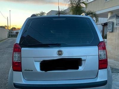 Usata Fiat Idea 95 CV (69 kW) 2012 Grigio Monovolume