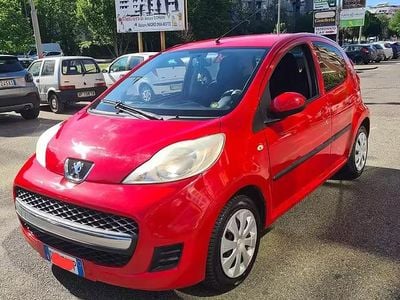 Usata Peugeot 107 68 CV (50 kW) 2009 Utilitaria