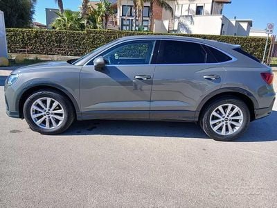 Usata Audi Q3 Business Plus 150 CV (110 kW) 2022 Grigio SUV