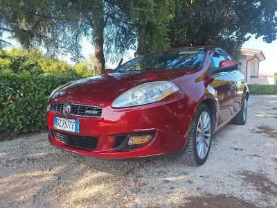 Usata Fiat Bravo 120 CV (88 kW) 2009 Rosso Utilitaria