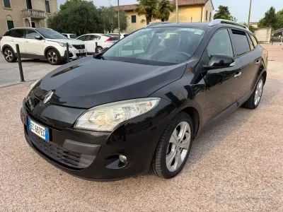 Usata Renault Mégane GrandTour 110 CV (80 kW) 2010 Nero Station wagon