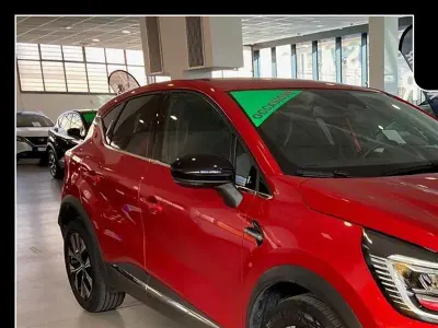 Usata Renault Captur Techno 91 CV (66 kW) 2023 Rosso SUV